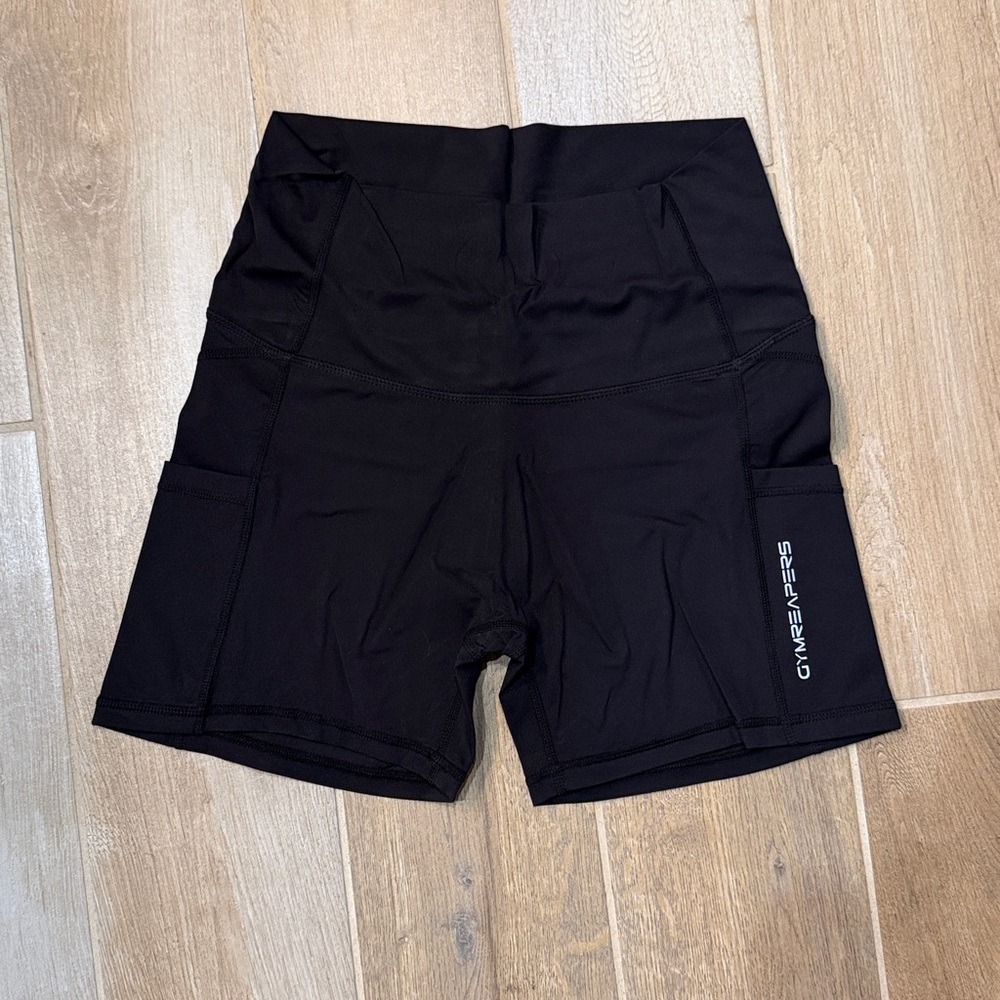 Gymreapers Women’s Victory Short